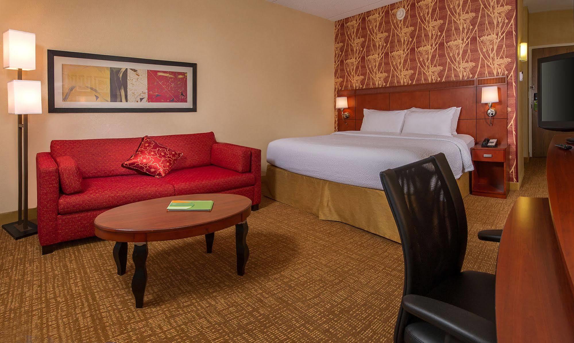 Courtyard By Marriott Silver Spring North/White Oak Dış mekan fotoğraf